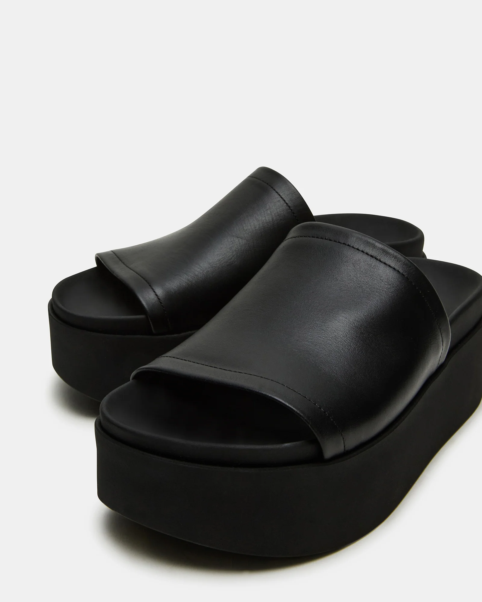 ARWEN BLACK LEATHER - Image 4